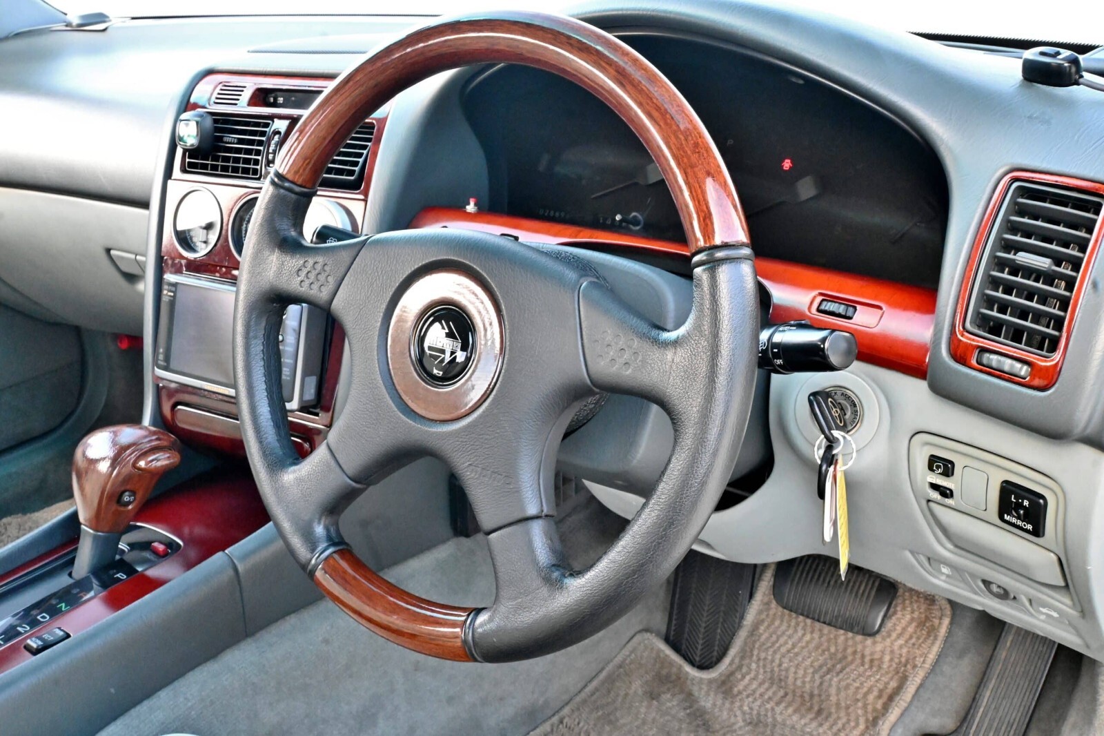 Toyota-Aristo-1993-Sedan-18