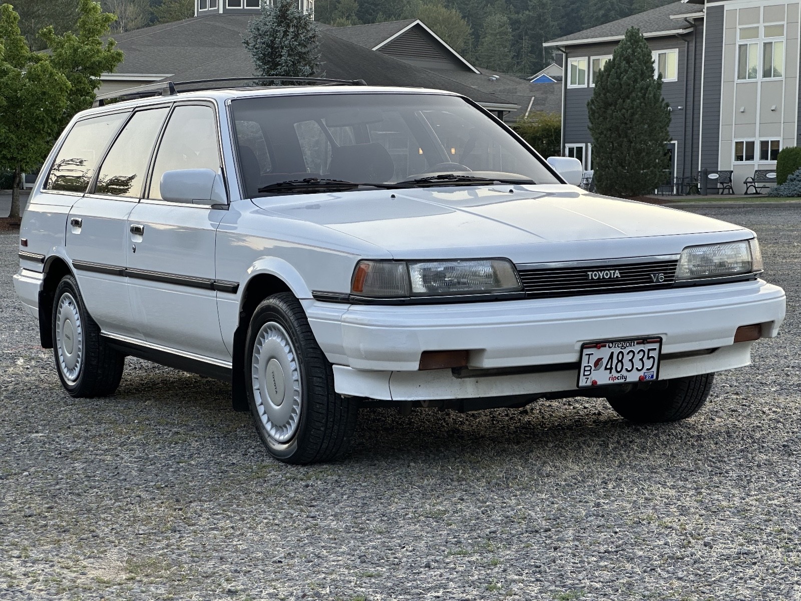 Toyota-Camry-1988-Wagon-1