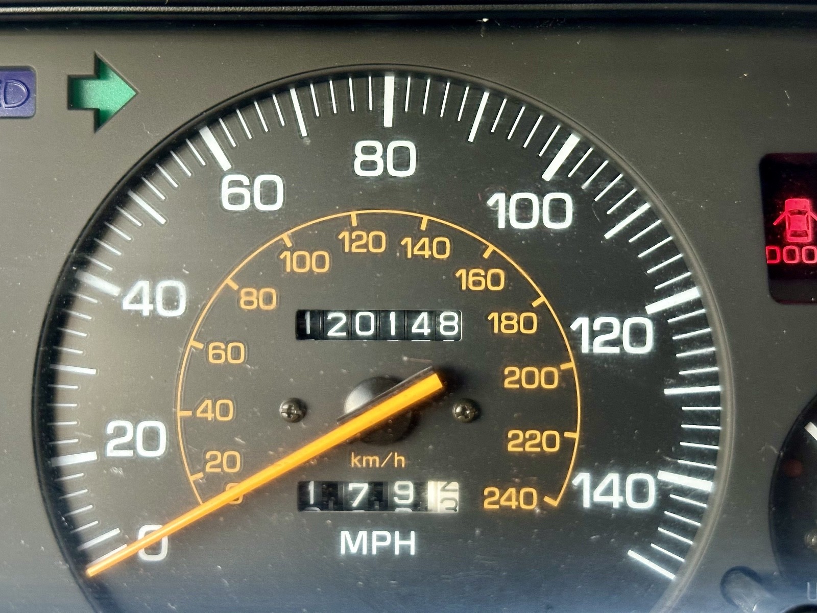 Toyota-Camry-1988-Wagon-17