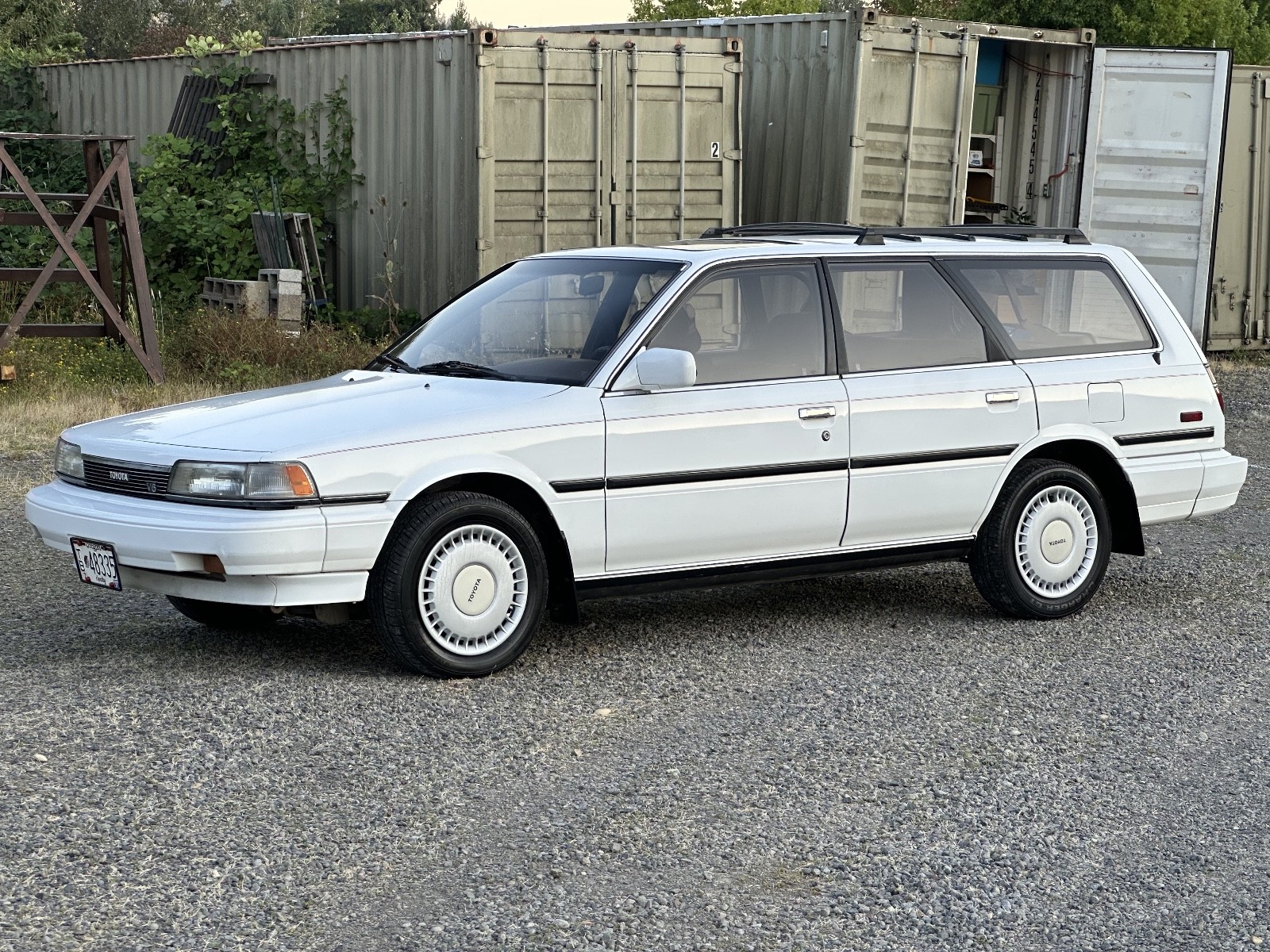 Toyota-Camry-1988-Wagon-4