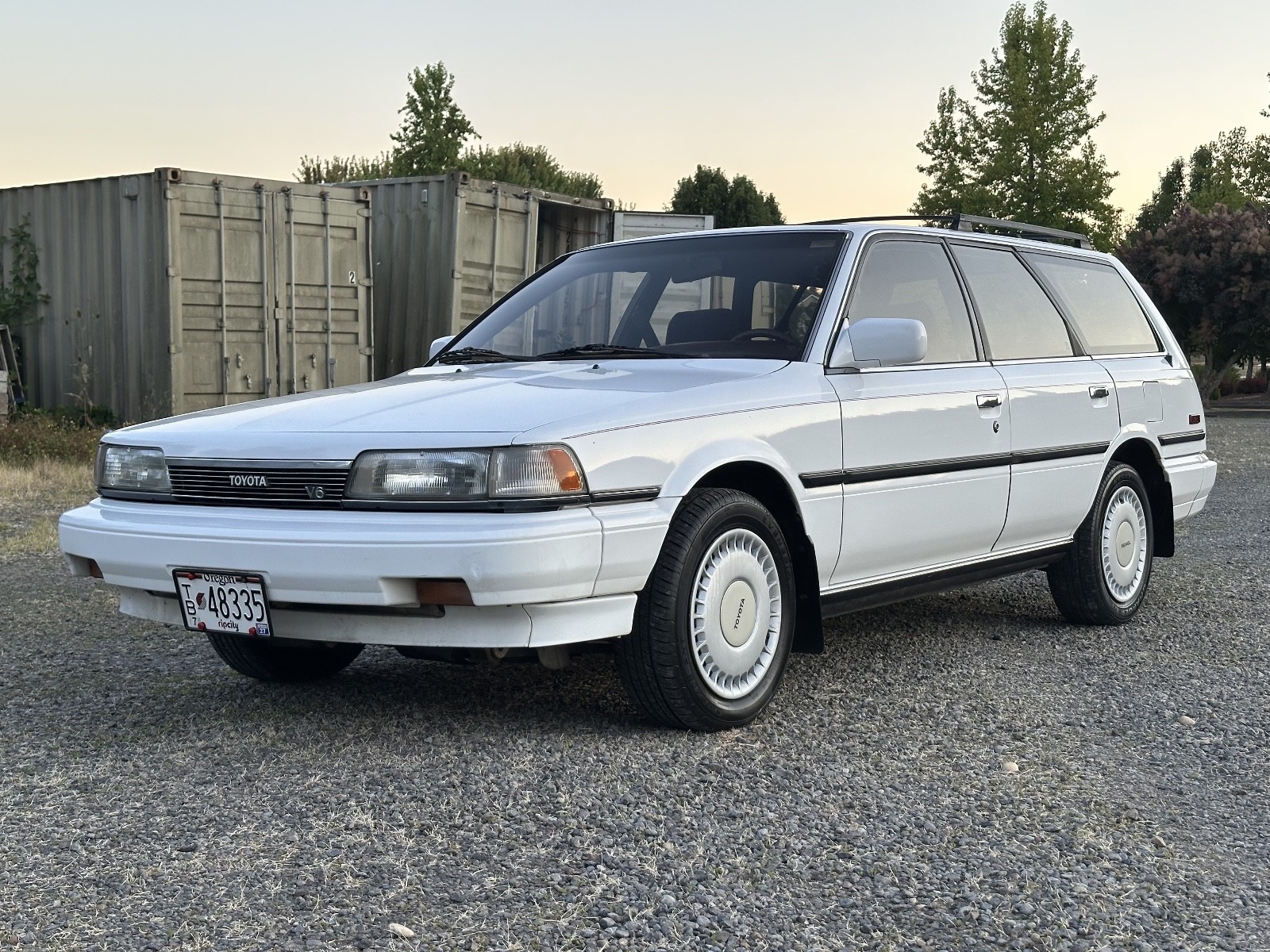 Toyota-Camry-1988-Wagon