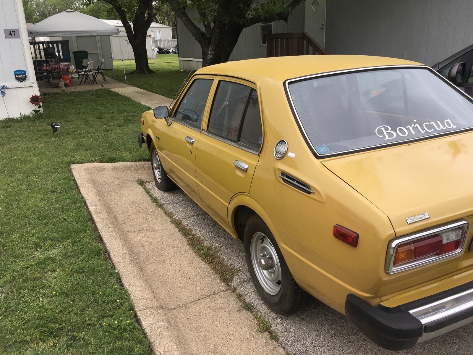 Toyota-Corolla-1976-Coupe-1