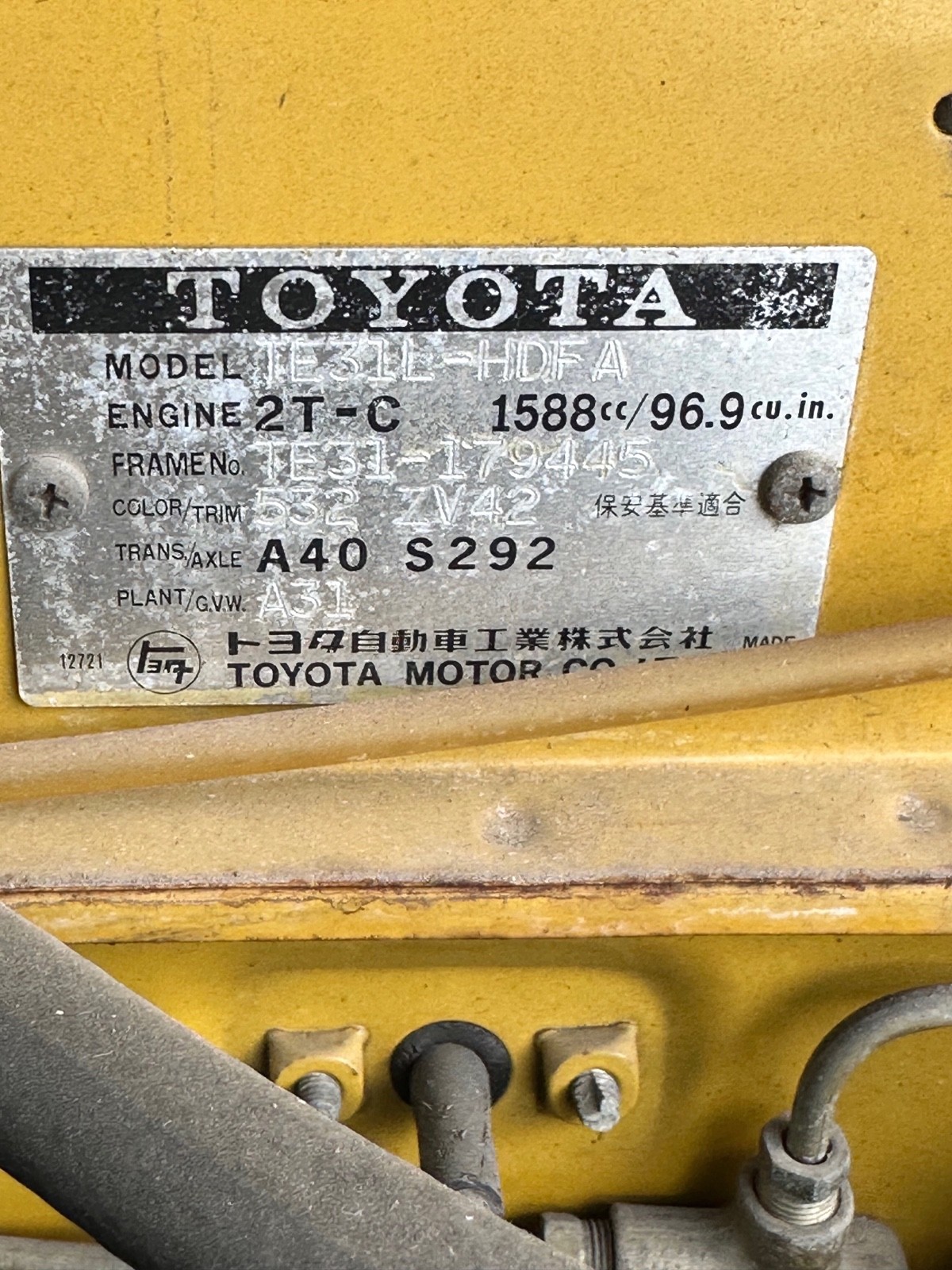 Toyota-Corolla-1976-Coupe-5