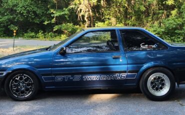 Toyota-Corolla-1985-Coupe-1