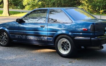 Toyota-Corolla-1985-Coupe-2