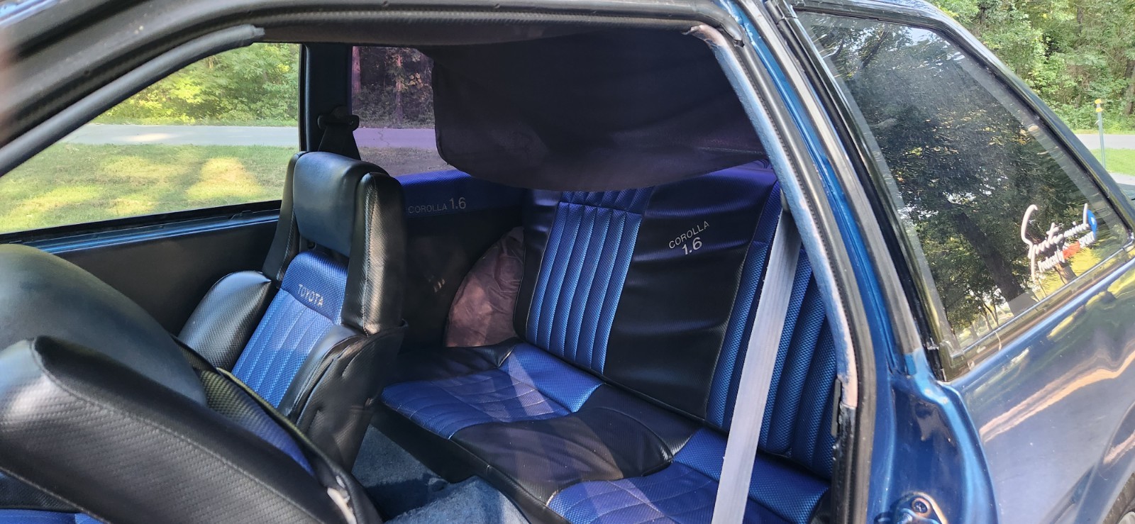 Toyota-Corolla-1985-Coupe-7