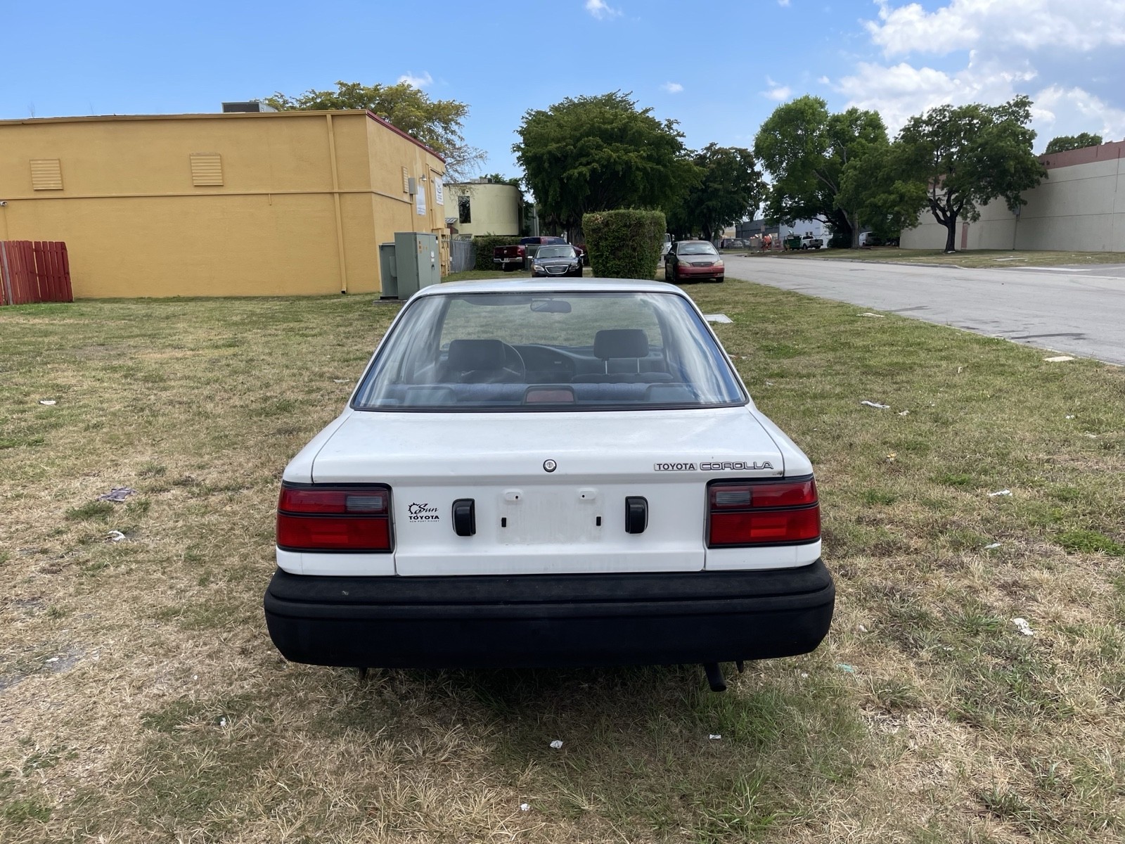 Toyota-Corolla-1992-Sedan-7