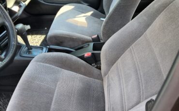 Toyota-Corolla-1993-Sedan-14