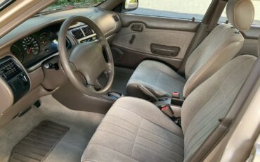 Toyota-Corolla-1996-Sedan-10