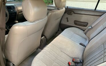 Toyota-Corolla-1996-Sedan-14