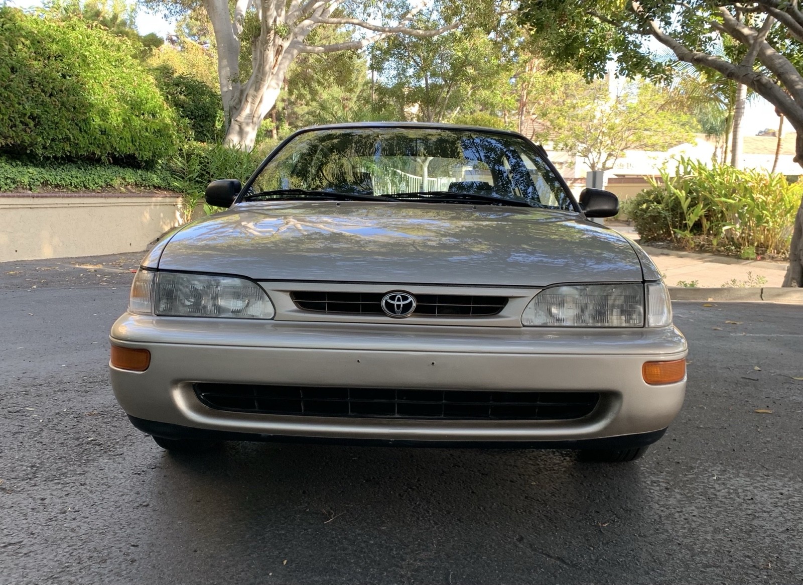 Toyota-Corolla-1996-Sedan-2