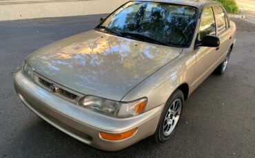 Toyota-Corolla-1996-Sedan-5