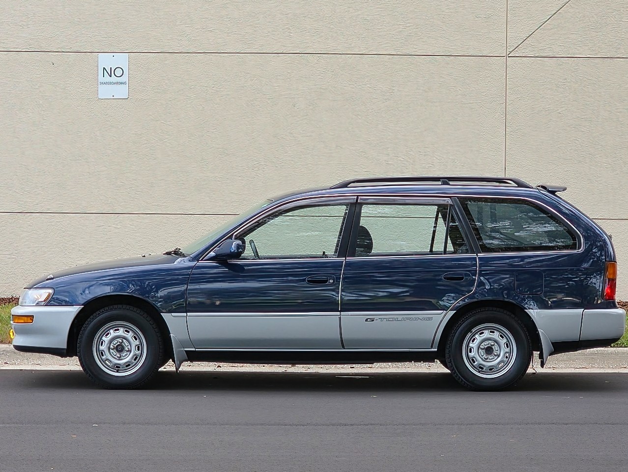 Toyota-Corolla-Wagon-1996-Wagon-15