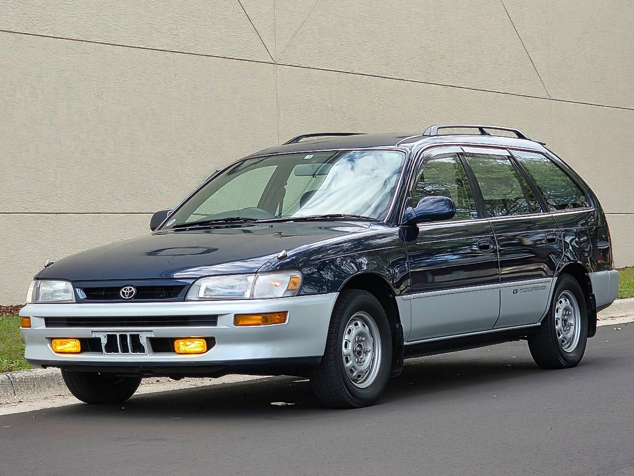 Toyota-Corolla-Wagon-1996-Wagon-2