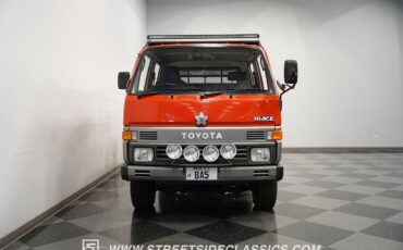 Toyota-HiAce-1988-Pickup-Truck-15