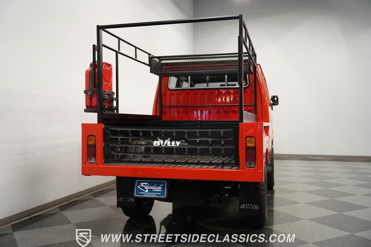 Toyota-HiAce-1988-Pickup-Truck-9