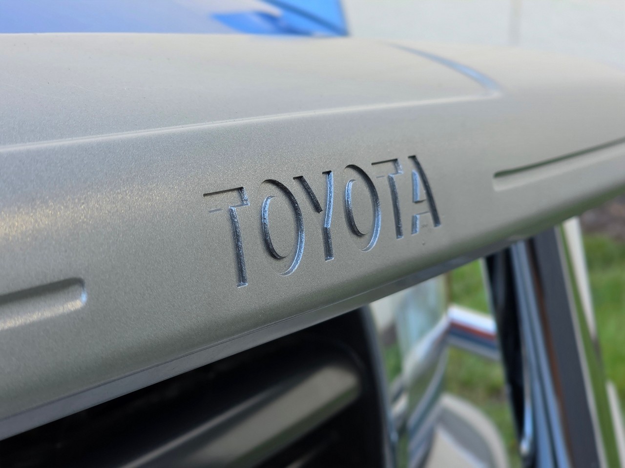 Toyota-Hilux-Surf-1996-SUV-21