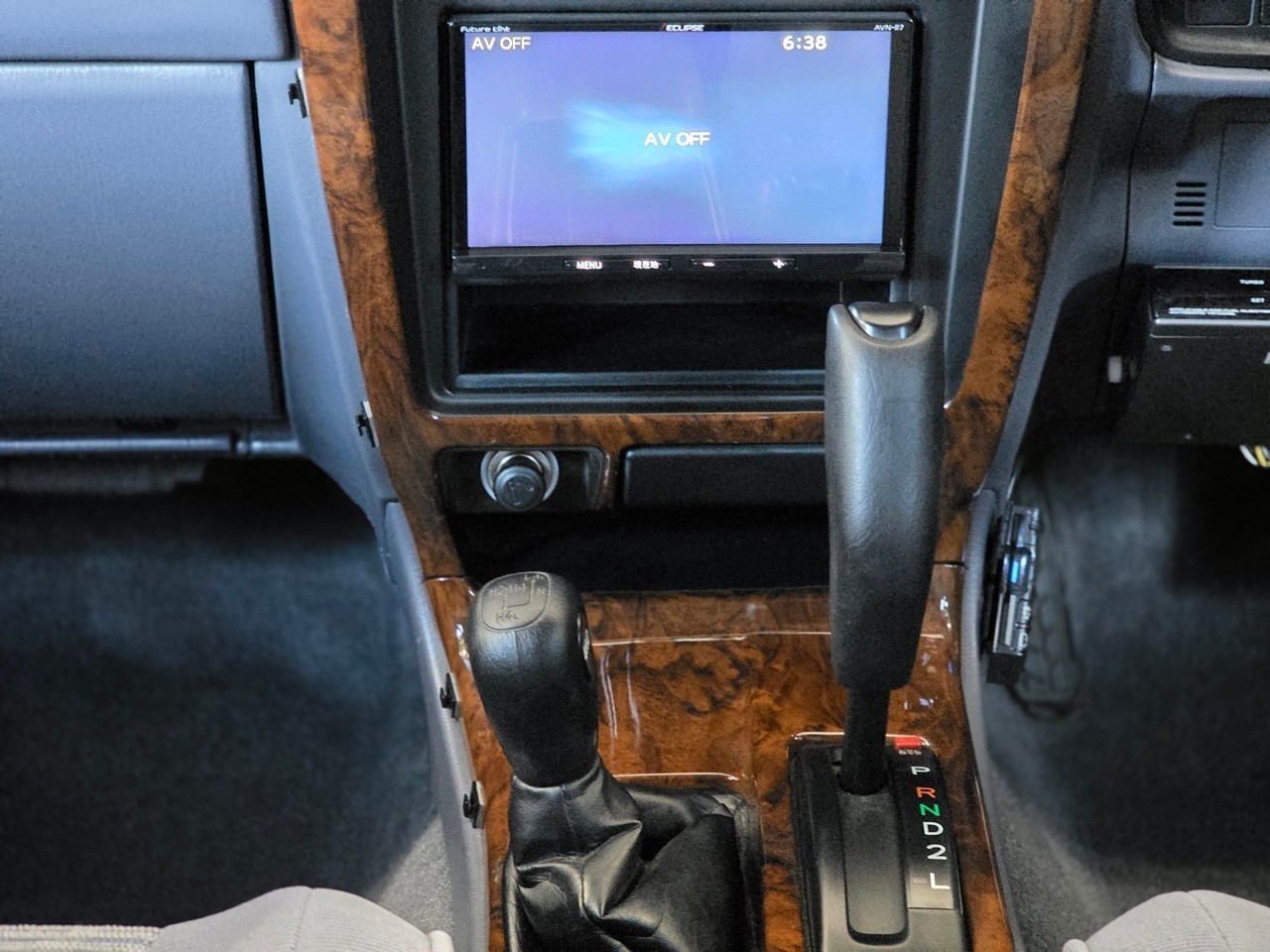 Toyota-Hilux-Surf-1996-SUV-26