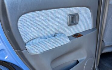 Toyota-Hilux-Surf-1996-SUV-32