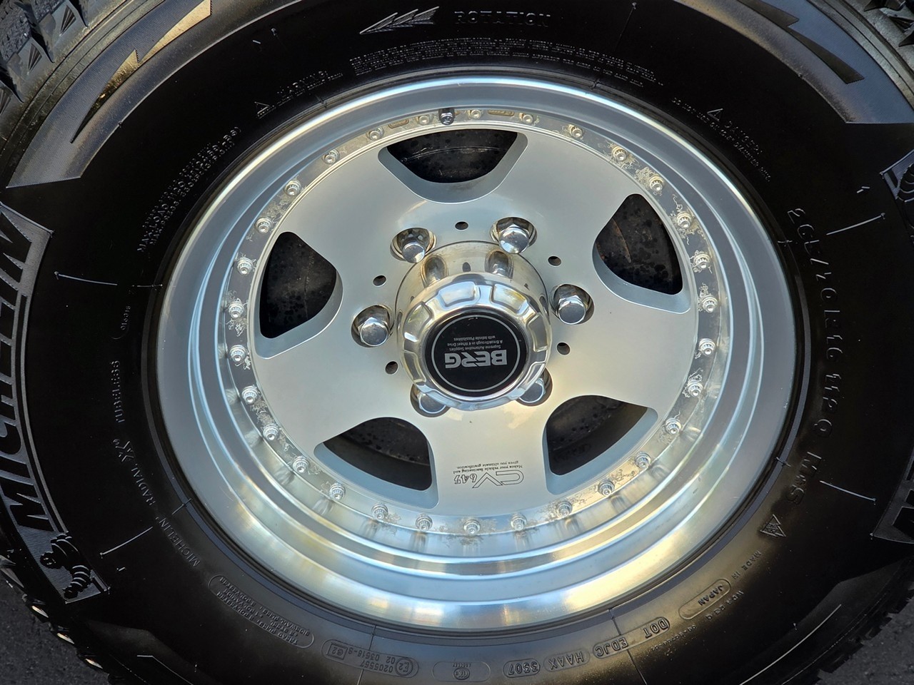 Toyota-Hilux-Surf-1996-SUV-38