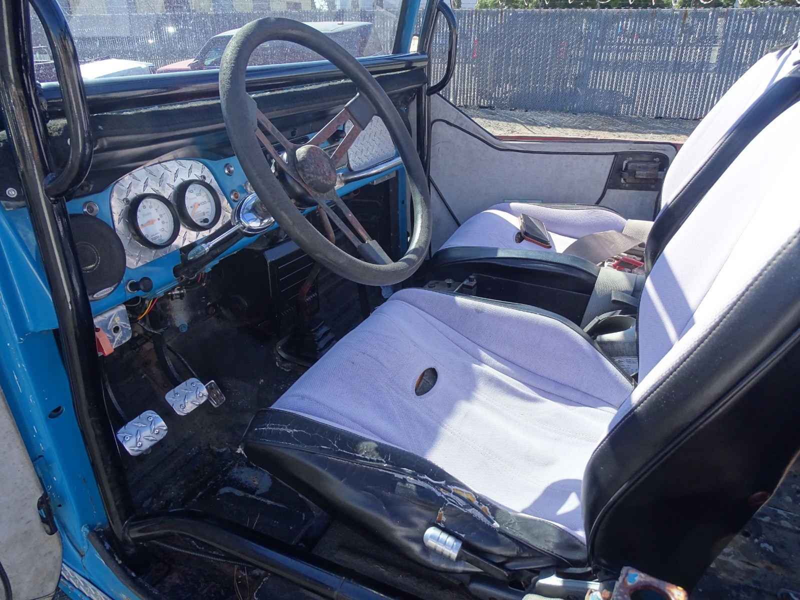 Toyota-Land-Cruiser-1968-8