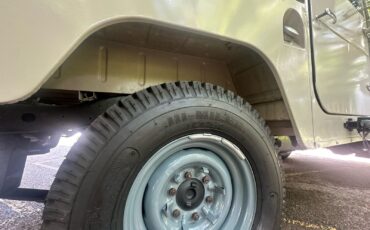 Toyota-Land-Cruiser-1970-SUV-13