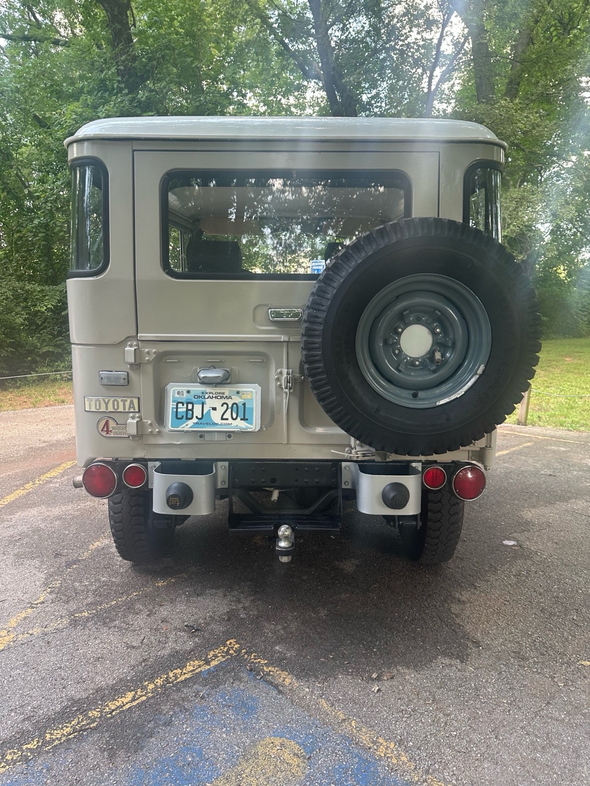Toyota-Land-Cruiser-1970-SUV-3
