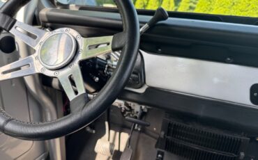 Toyota-Land-Cruiser-1971-21