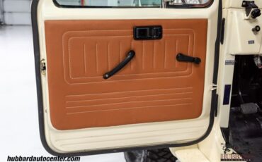 Toyota-Land-Cruiser-1974-Pickup-Truck-11