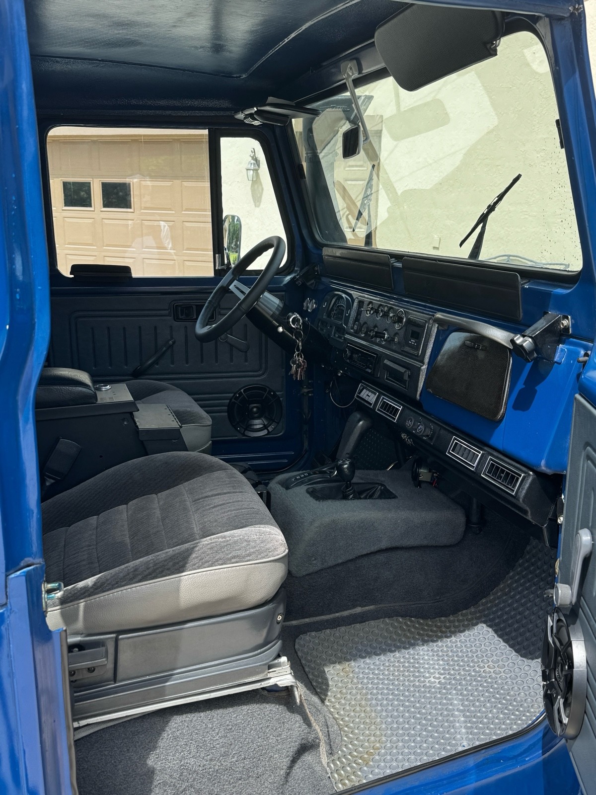 Toyota-Land-Cruiser-1979-SUV-13