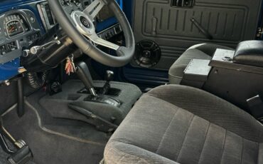 Toyota-Land-Cruiser-1979-SUV-18