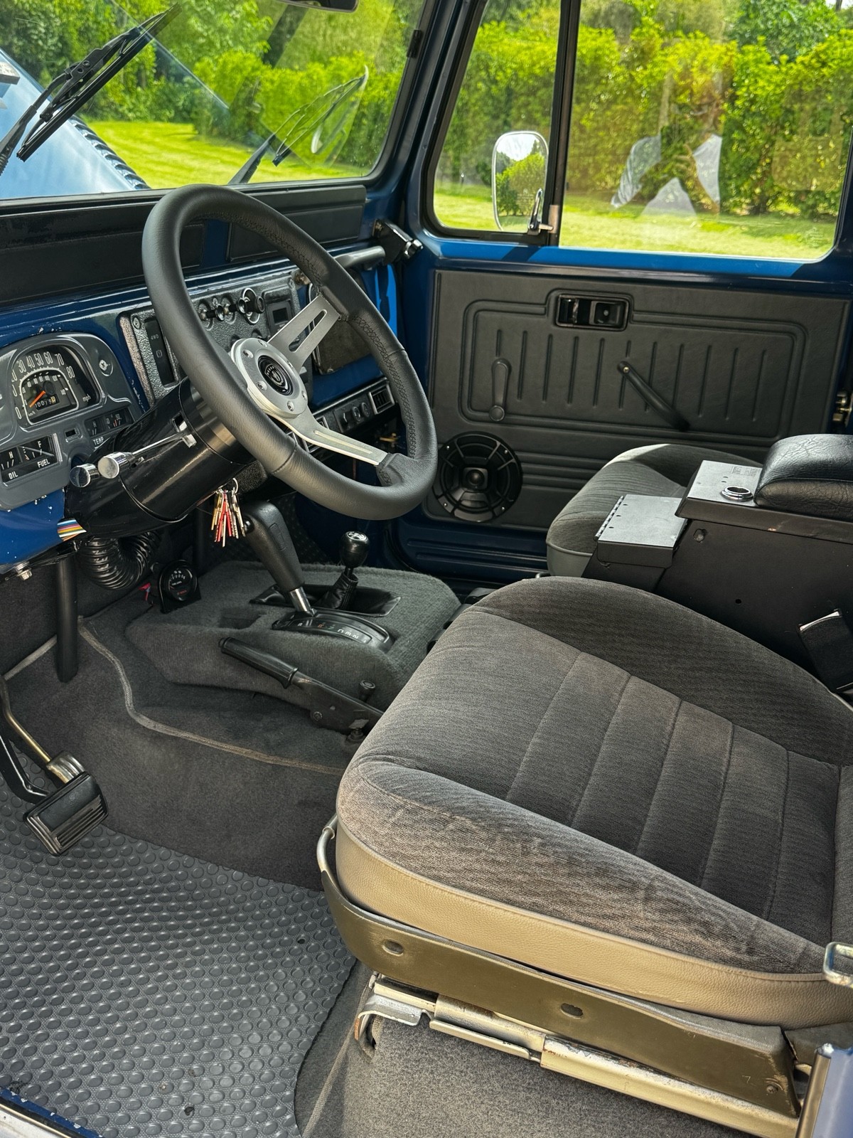 Toyota-Land-Cruiser-1979-SUV-18