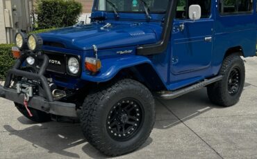 Toyota-Land-Cruiser-1979-SUV