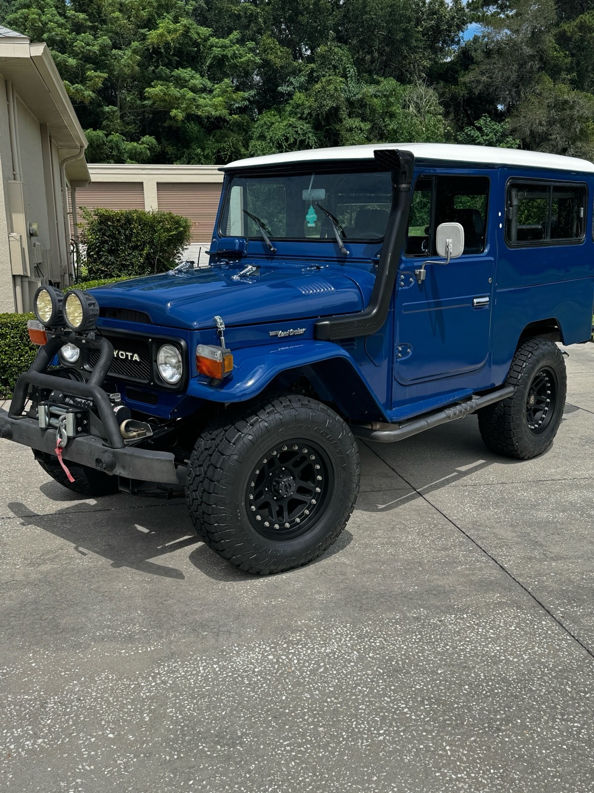 Toyota-Land-Cruiser-1979-SUV