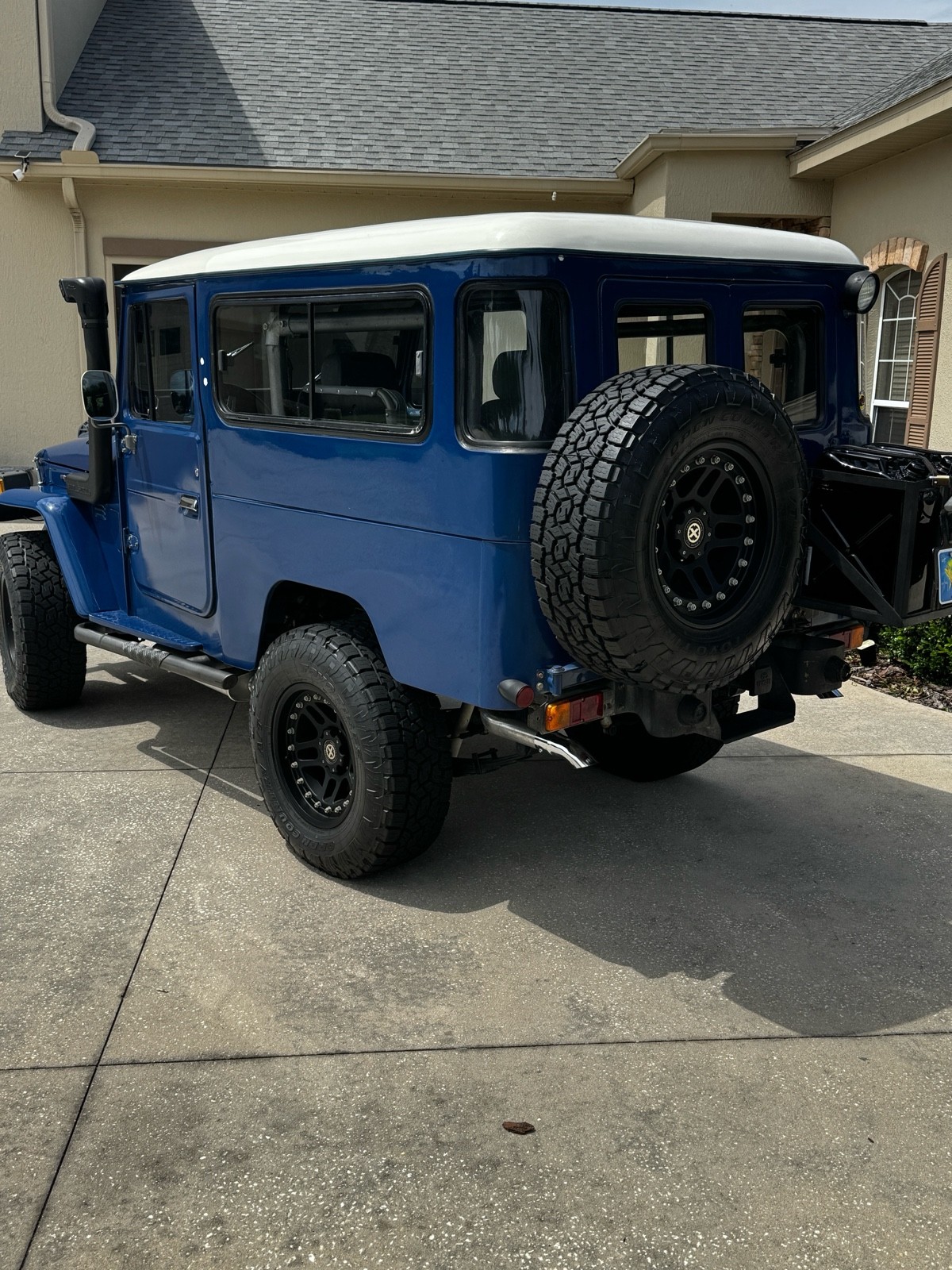 Toyota-Land-Cruiser-1979-SUV-3