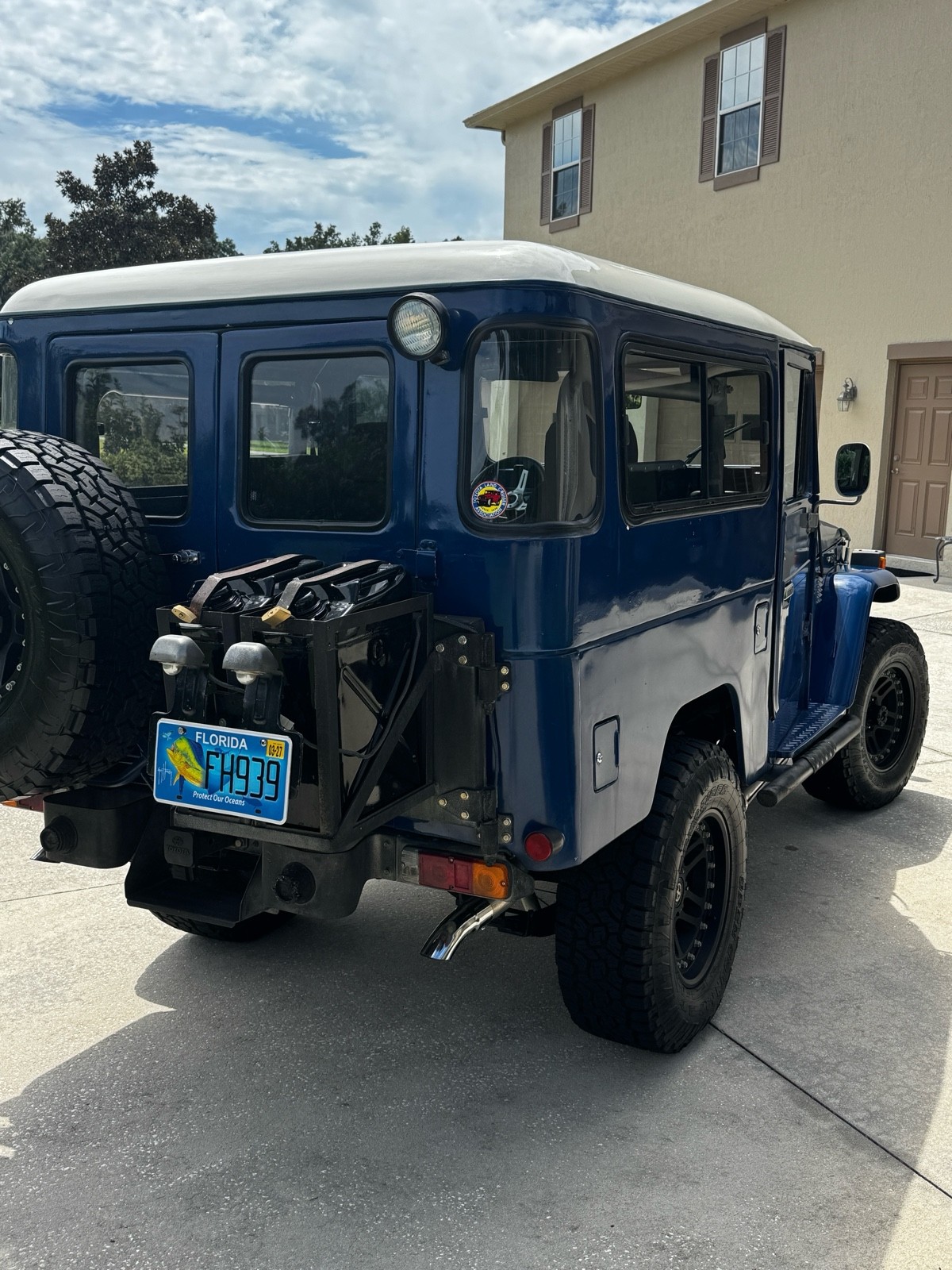 Toyota-Land-Cruiser-1979-SUV-4