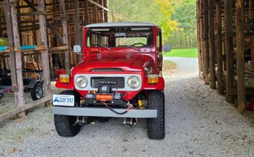 Toyota-Land-Cruiser-1982-10