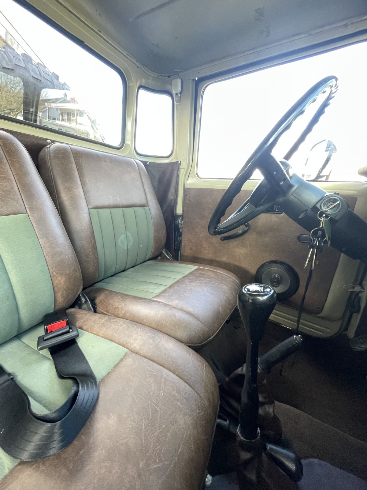 Toyota-Land-Cruiser-1982-Standard-Cab-Pickup-2