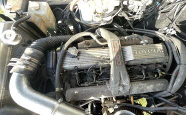 Toyota-Land-Cruiser-1982-Standard-Cab-Pickup-23