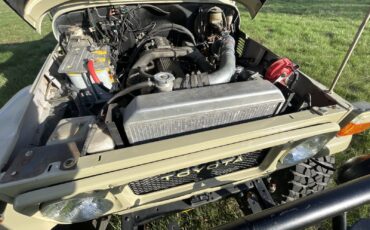Toyota-Land-Cruiser-1982-Standard-Cab-Pickup-26