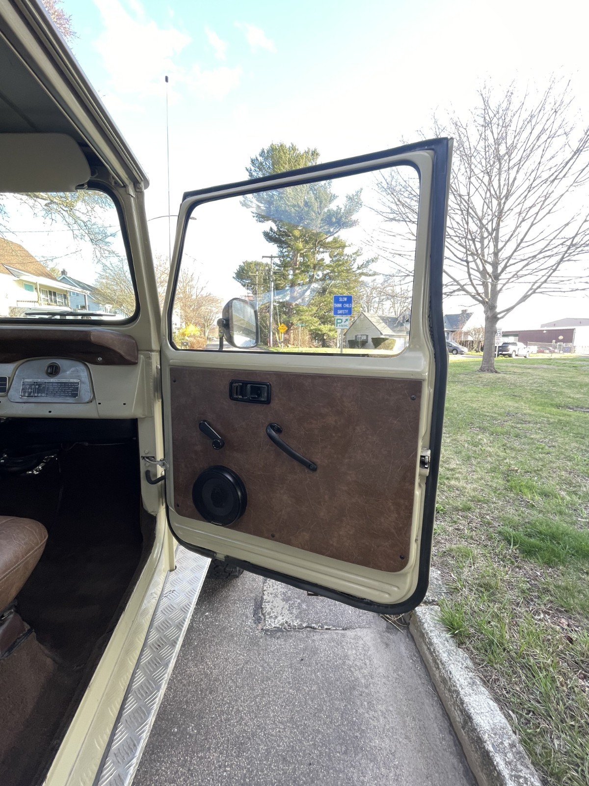 Toyota-Land-Cruiser-1982-Standard-Cab-Pickup-33