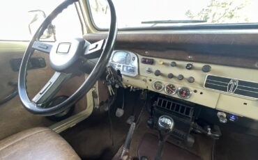 Toyota-Land-Cruiser-1982-Standard-Cab-Pickup-35