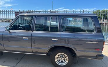 Toyota-Land-Cruiser-1987-SUV-2