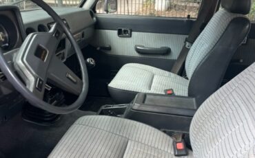 Toyota-Land-Cruiser-1987-SUV-5