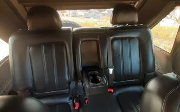 Toyota-Land-Cruiser-1990-Utility-12