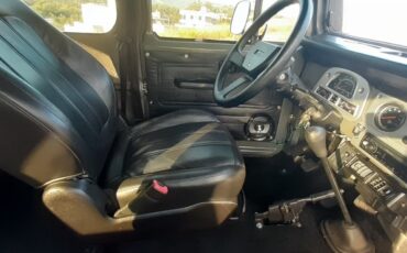 Toyota-Land-Cruiser-1990-Utility-21