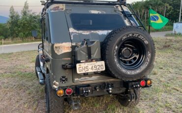 Toyota-Land-Cruiser-1990-Utility-6