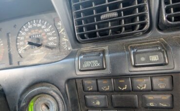 Toyota-Land-Cruiser-1993-SUV-12