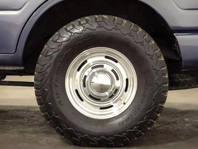 Toyota-Land-Cruiser-1996-SUV-10