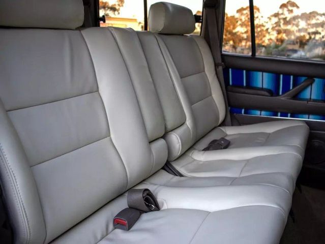 Toyota-Land-Cruiser-1996-SUV-13